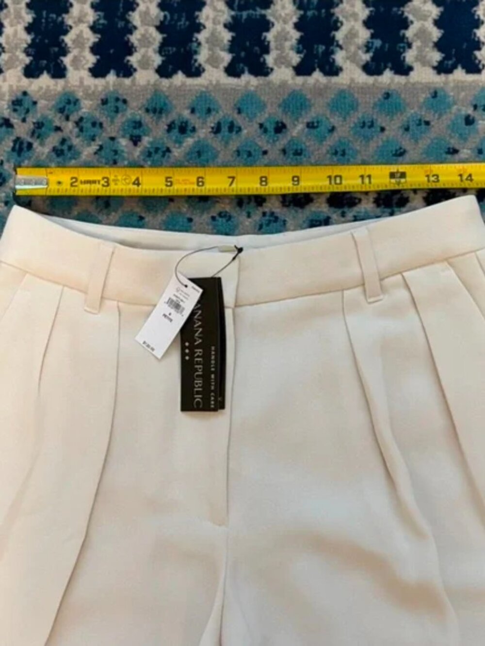 Banana Republic Cream Pleated Wide Leg Trousers Pants Size 6 Petite $120 - Picture 3 of 8